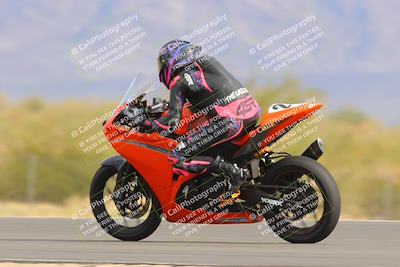 media/Nov-05-2022-SoCal Trackdays (Sat) [[f8d9b725ab]]/Turn 9 (110pm)/